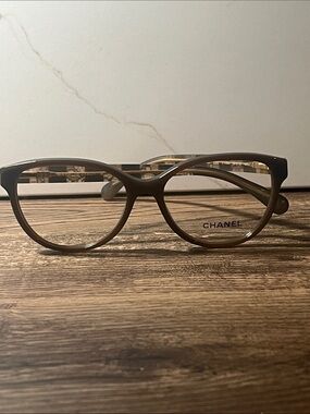 Authentic CHANEL Taupe Brown Frames 3292 c.1484